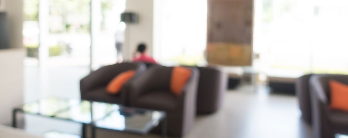 Escritórios: como manter um ambiente limpo e agradável com economia